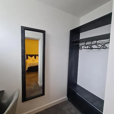 3 Monkeys Hotel