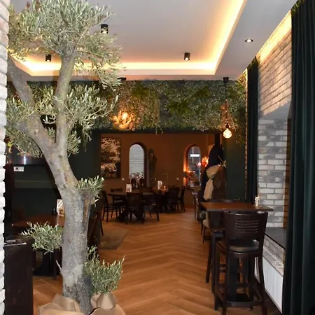 3 Monkeys Ξενοδοχείο